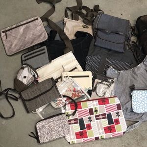 Lot of 17 thirtyonebags (only used for show)